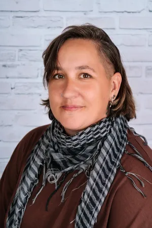Frau Conny Neuhauser